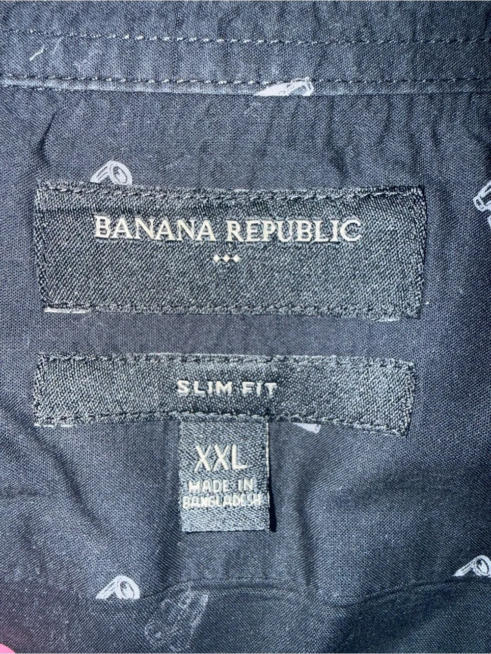 Banana Republic Black Short-Sleeve Button-Down Shirt with Micro Print